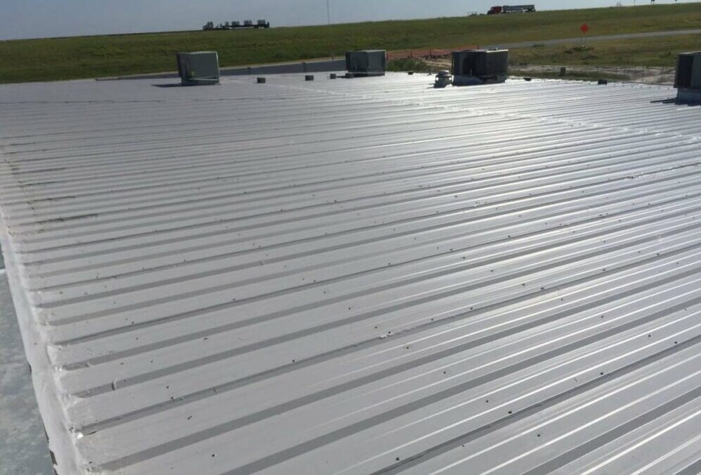 Metal Roofing for Commercial Buildings in Midland, TX: Strength Meets Style